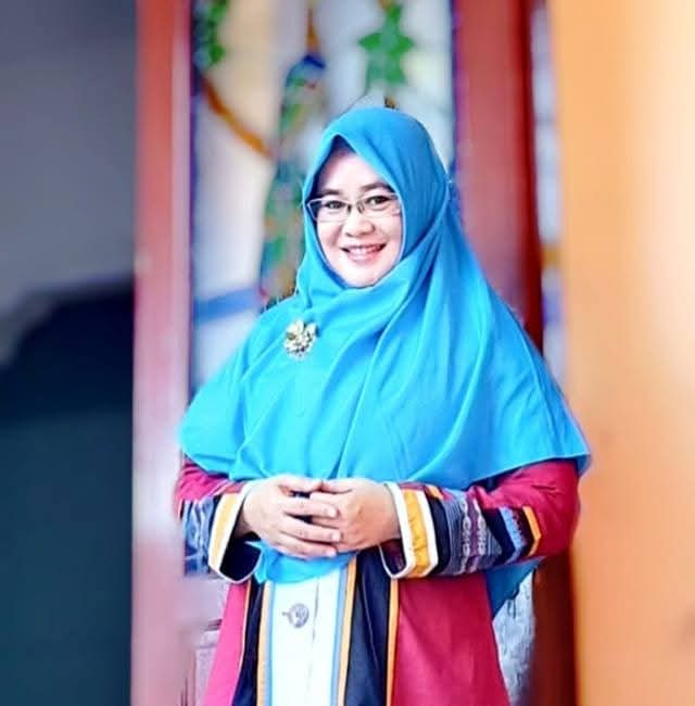 Prof. Dr. Nida Husna, MA. TESOL